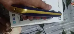 4G Mobile Hotspot Device with Storage Capacity