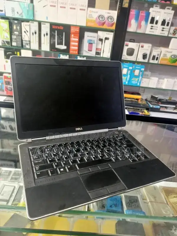 Dell Laptop with 8GB RAM and 320GB Storage