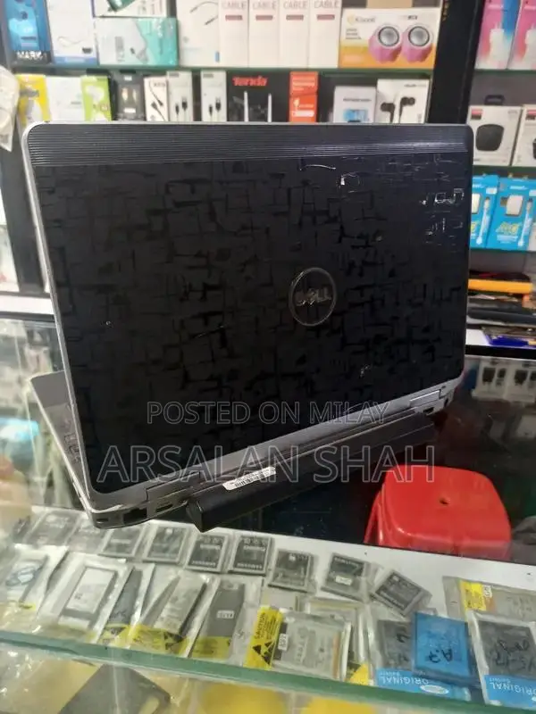Dell Laptop with 8GB RAM and 320GB Storage