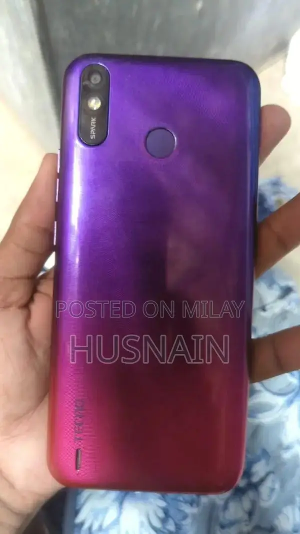 Budget Smartphone with Audio Jack and Bluetooth Connectivity