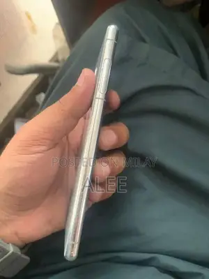 High-Performance Snapdragon Smartphone with Excellent Condition