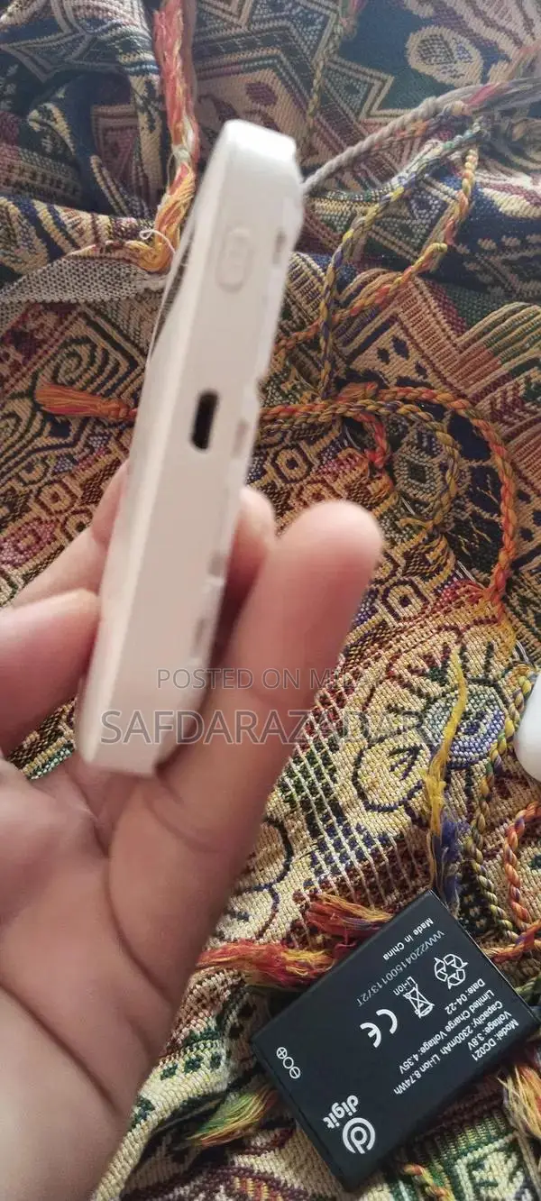 4G Charger Accessory for Mobile Devices