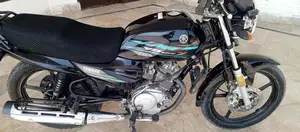 Photo - Yamaha 125-DX Motorcycle in Excellent Condition