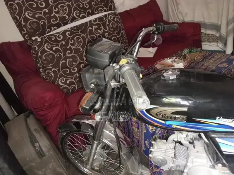 United 70cc Motorcycle - High Performance Two-Wheeler