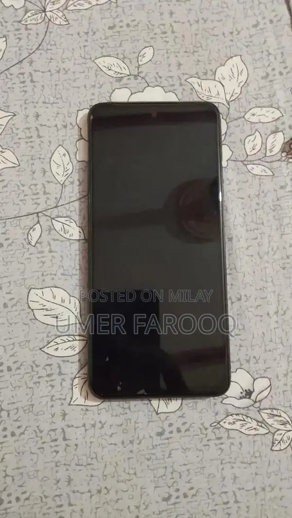 Waterproof Smartphone with Original Accessories