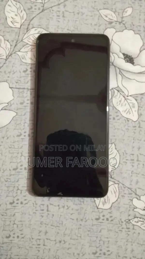 Waterproof Smartphone with Original Accessories