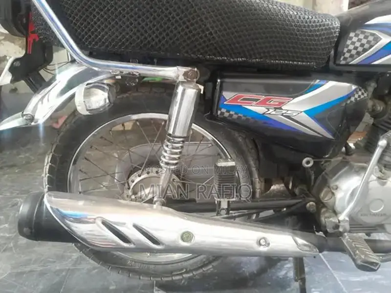 2017 Model Motorcycle in Excellent Condition