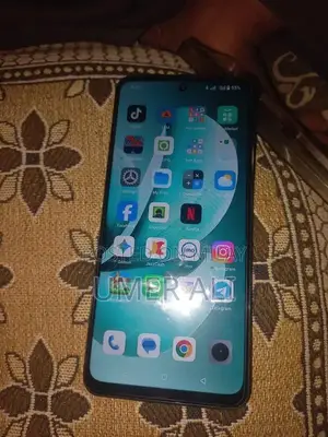 mobile model realmec71