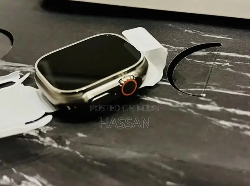 Apple smart watch 49mm series 8 ULTRA