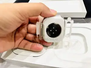 Apple smart watch 49mm series 8 ULTRA