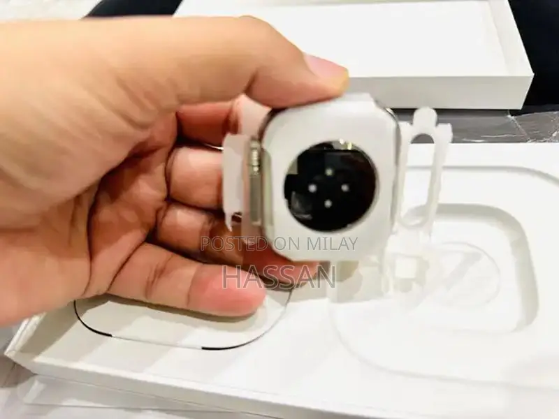 Apple smart watch 49mm series 8 ULTRA