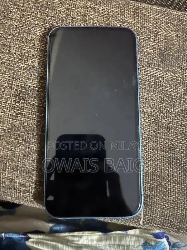 Iphone 13 pta approved 128gb 82% battery