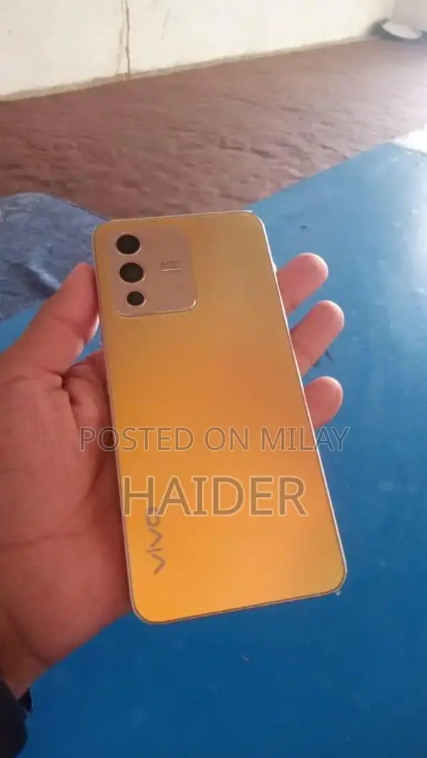 vivo v23 5G /12+8/256gb