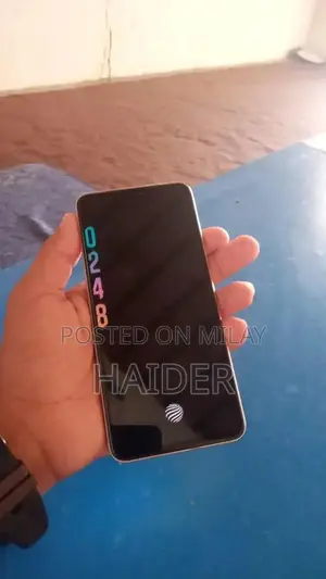 vivo v23 5G /12+8/256gb