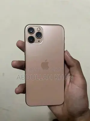 11 pro 256 gb all okay whats app pr rabta kre