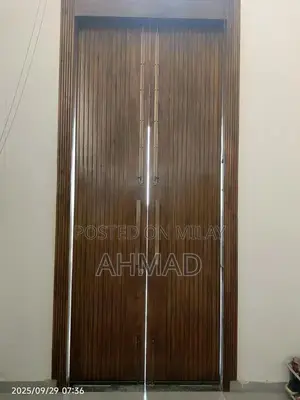 Photo - 11 x 5 ft high door for sale