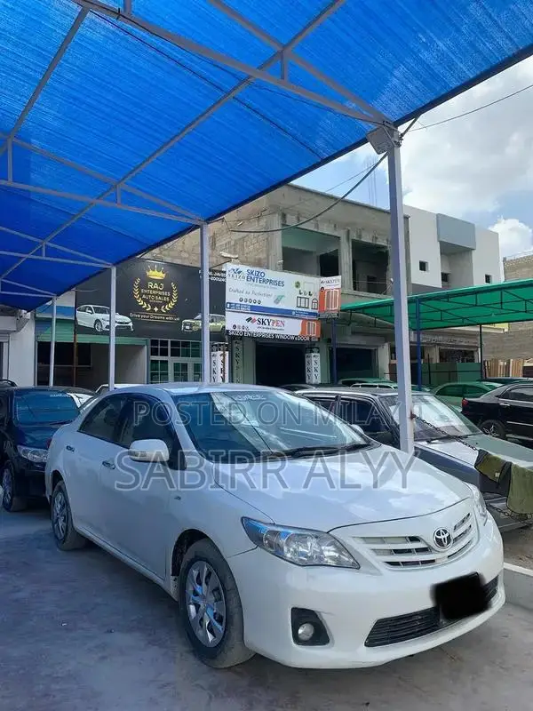 Toyota Corolla XLi 1.3 Manual Transmission Sedan