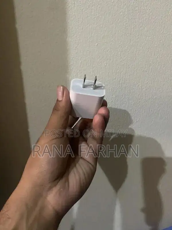 Iphone original adaptor+ cable