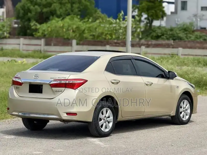 Toyota corolla Altis Grande 2014