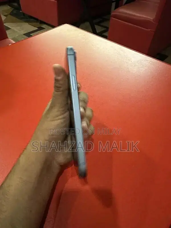 iPhone 14 Plus non pta