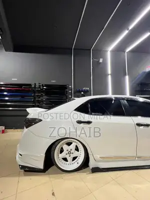 Photo - 17" Alloy wheels