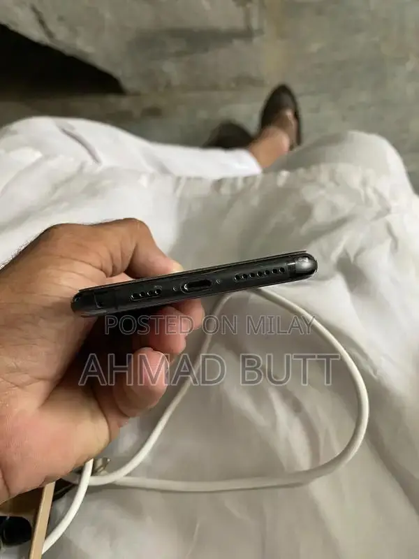 Apple iPhone 11 Pro Max 256GB Smartphone