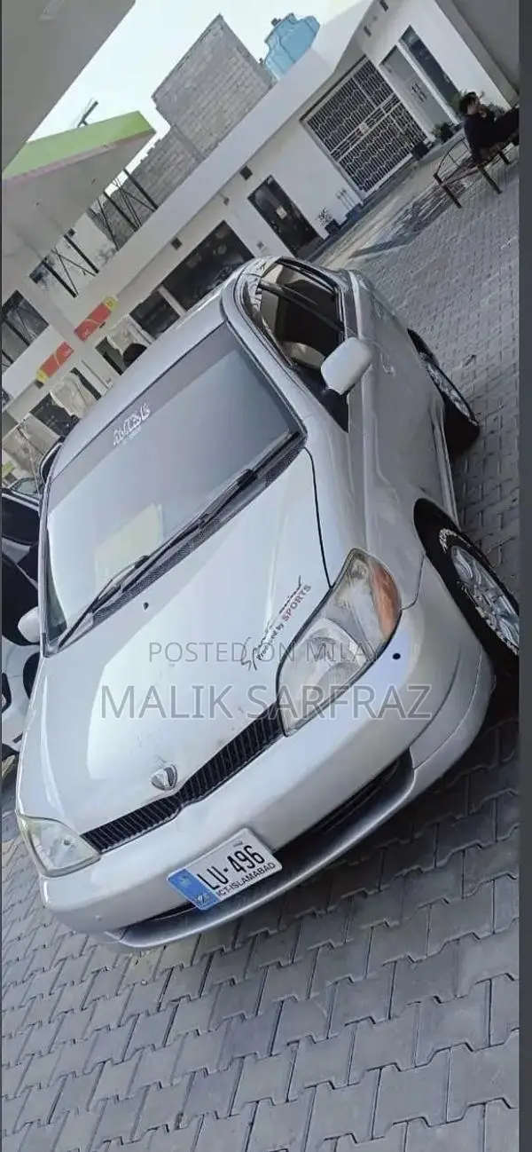 Platz for sale family car