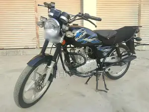 Photo - Suzuki GS150 SE