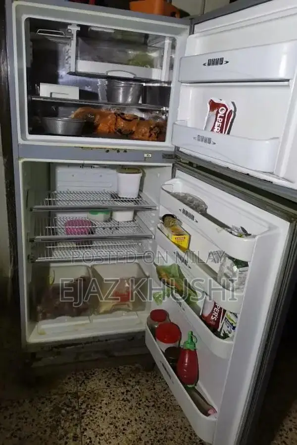 Used but Good condition refrigerator up for sale