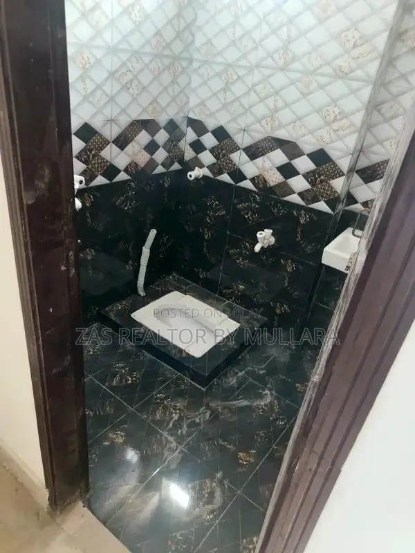 2 Bed Lounge Sky land palace