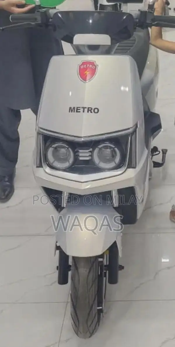 Metro M6 EM Power Lithium