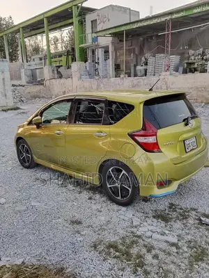 Photo - Nissan Note E-power Hybrid