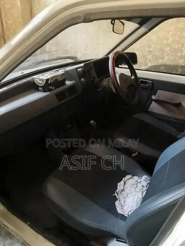 2005 ماڈل مہران برائے فروخت