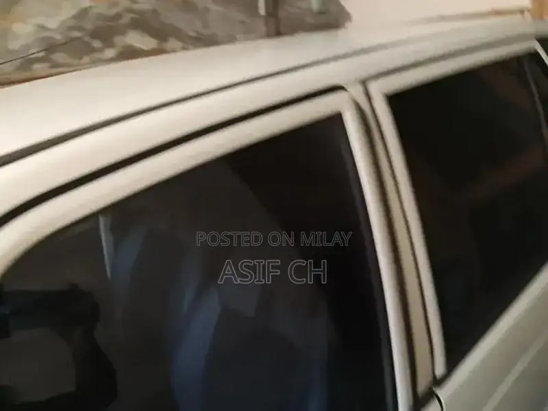 2005 ماڈل مہران برائے فروخت