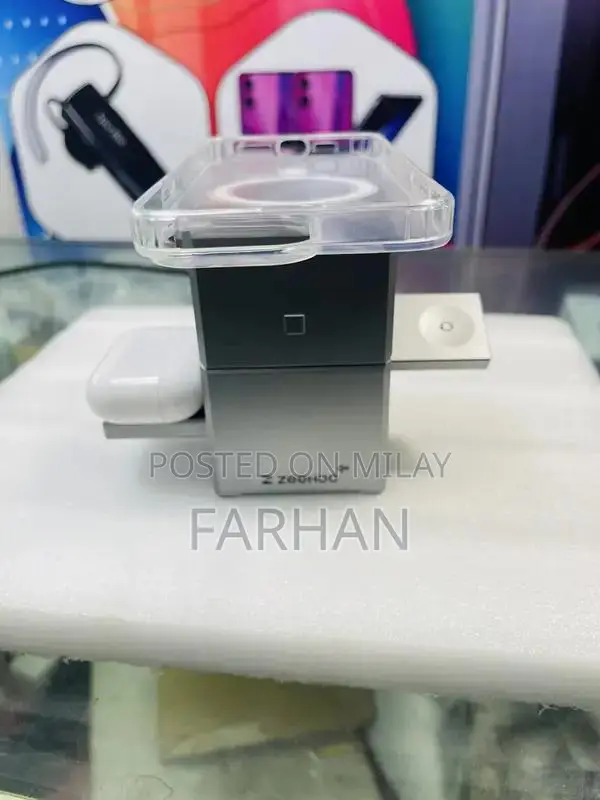 ZeeHoo 3 in 1 Magsafe Station, 360 Rotate, Qi 2 Fast Charging