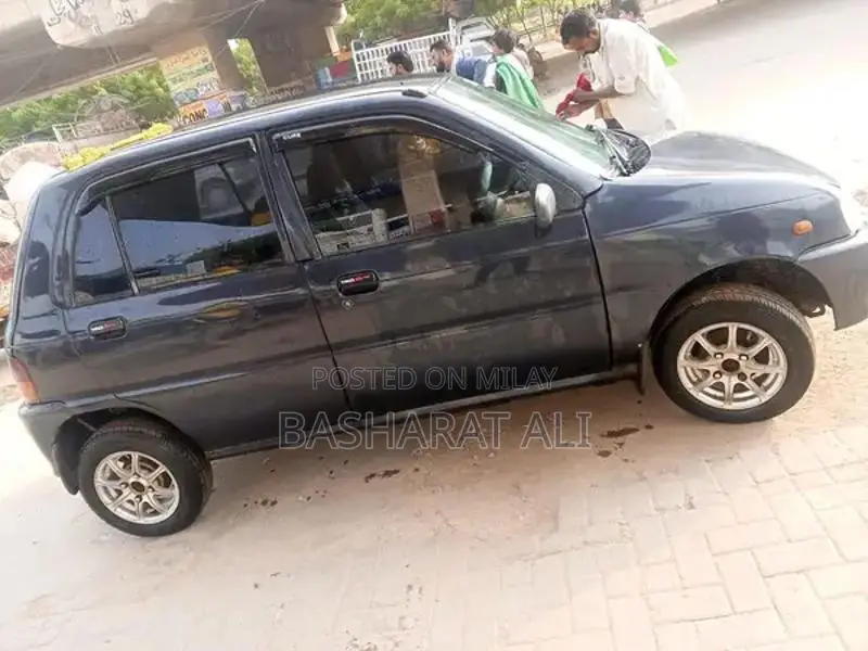 2006 modle cuore blue color