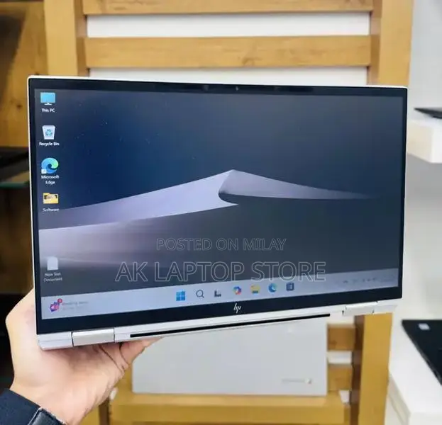 HP EliteBook 1040 G8 Touchscreen Laptop