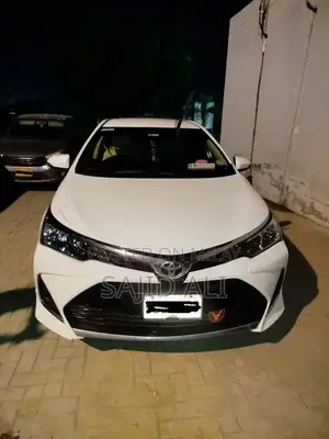 Photo - Toyota Corolla Altis 2021