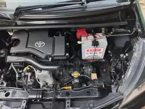 Toyota Vitz Compact City Car - Pearl Black 2015 Model