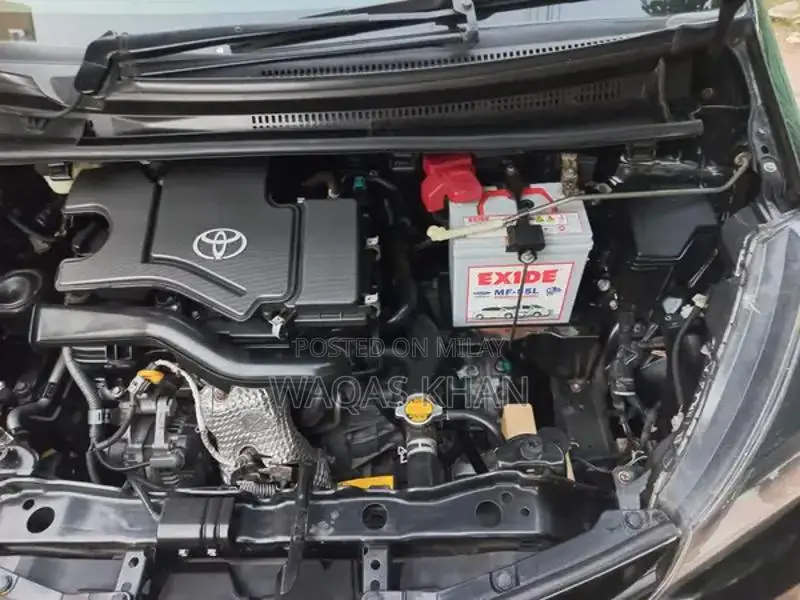 Toyota Vitz Compact City Car - Pearl Black 2015 Model