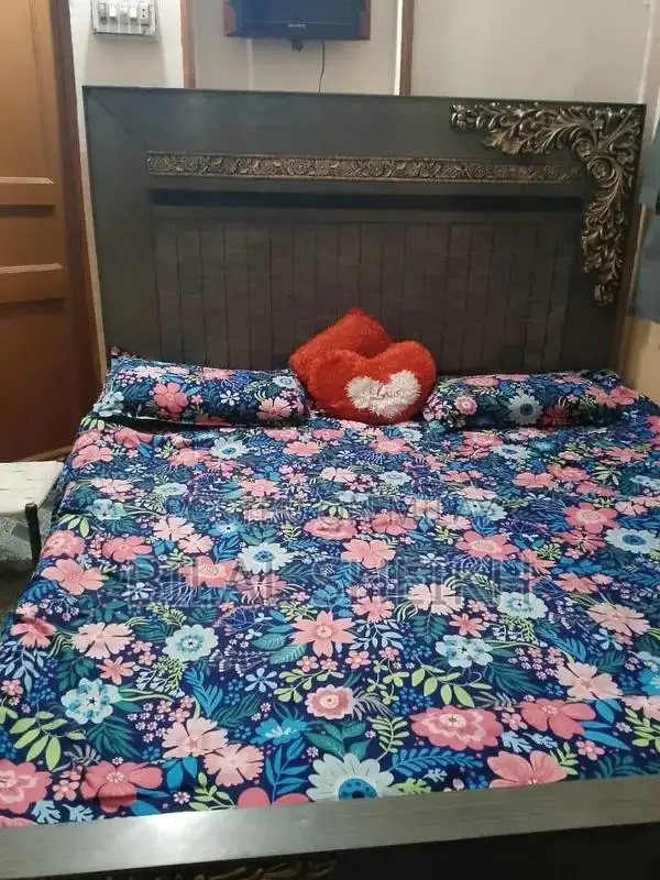 bed sofaset dressing table safe almari