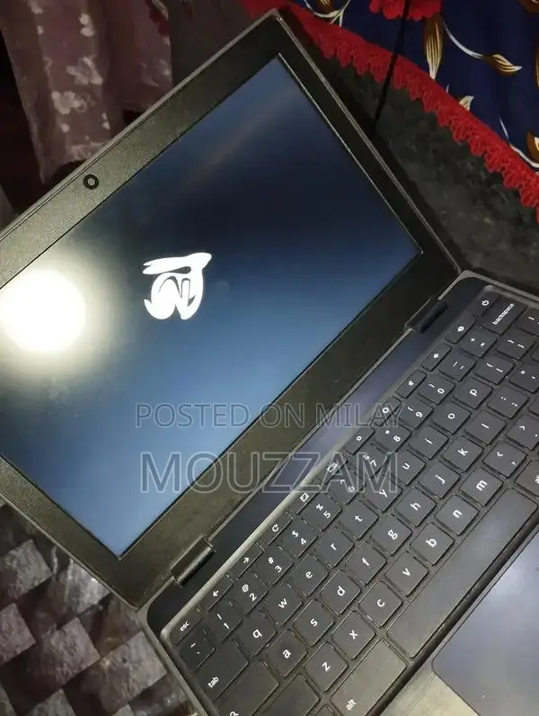 Lenovo Laptop with High-Performance Display