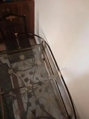 2 Layer, 6 Chairs dining set.