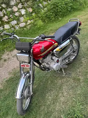 Photo - 125 . special addition  2021 model Islamabad number