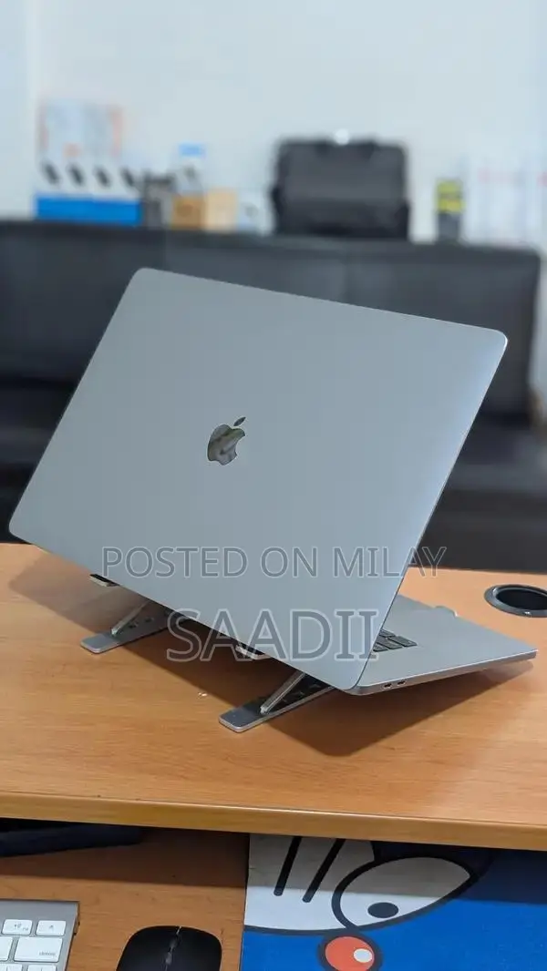 Apple MacBook Pro 2019 13-inch Retina Core i7 Laptop