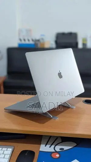 Apple MacBook Pro 2019 13-inch Retina Core i7 Laptop