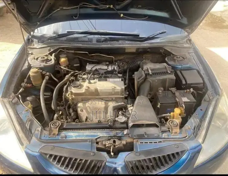 2005 Mitsubishi Lancer GLX 1.3 Sedan - Reliable Family Car