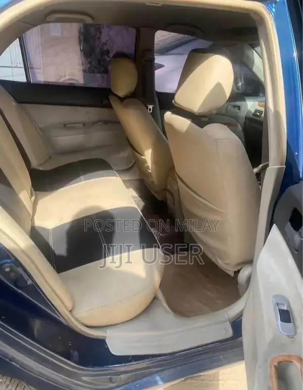 2005 Mitsubishi Lancer GLX 1.3 Sedan - Reliable Family Car