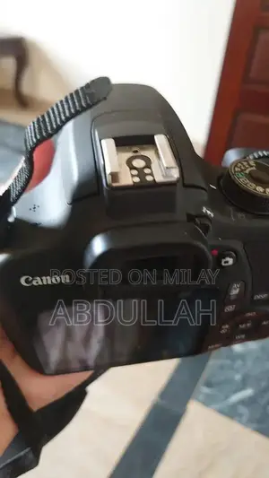 Canon EOS 1200D