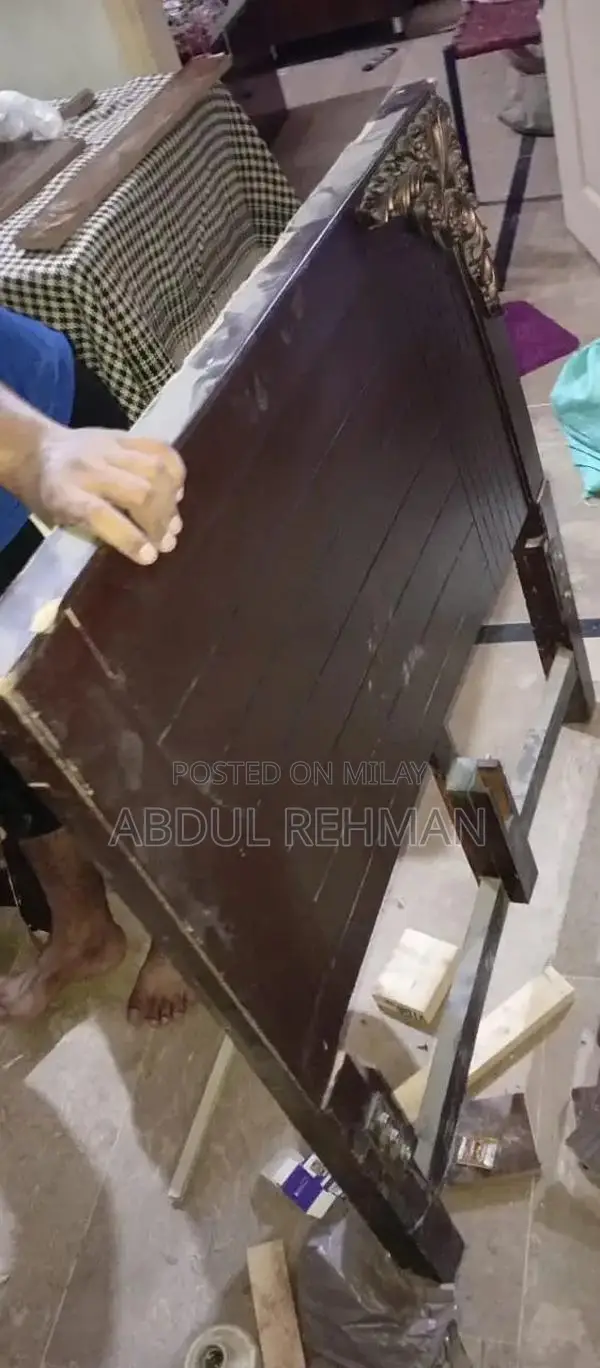 4 Sinlge Beds 1 bed= 3,000